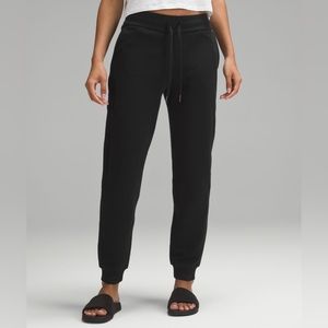 Lululemon Scuba High-Rise Jogger Full-Length - Black Size 4